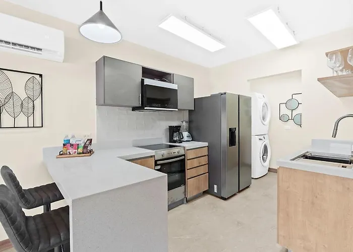 Cozy 2 Bed Unit In Coco